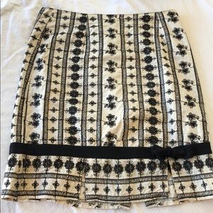 Embroidered skirt